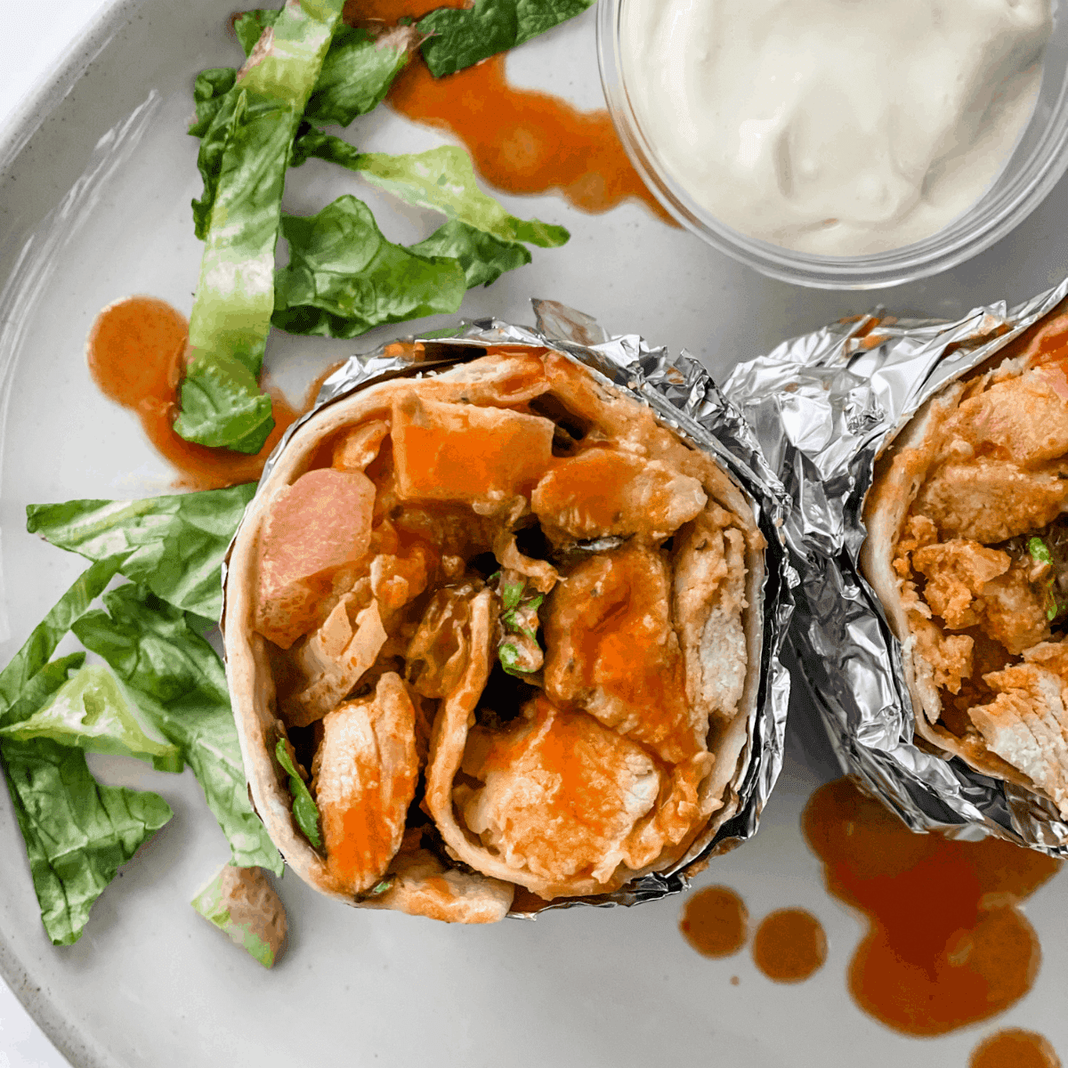 Skinny Buffalo Chicken Wraps: 25g Protein & Veggies